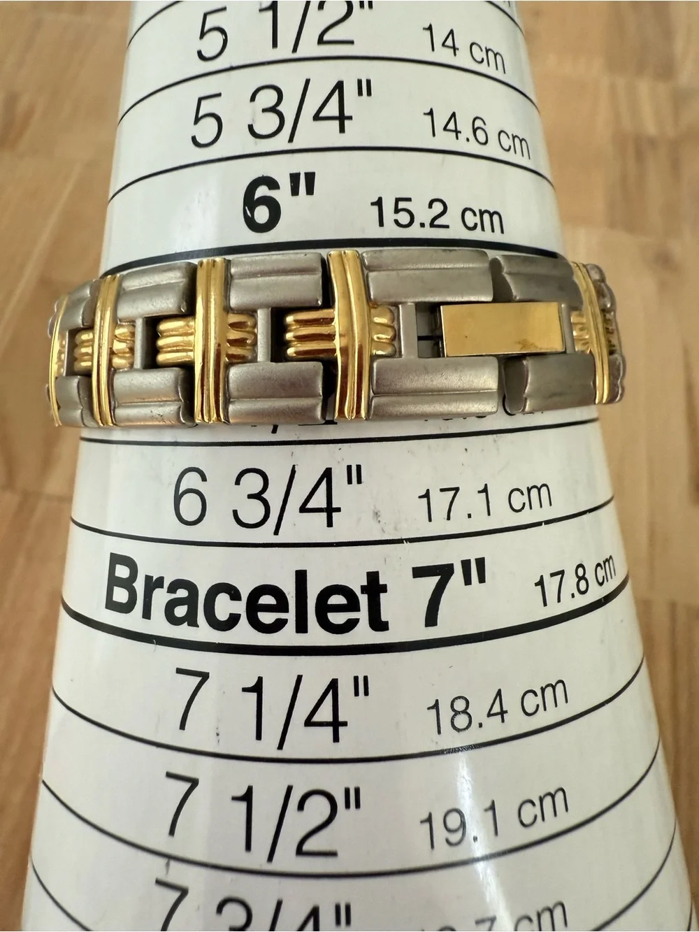SII Seiko Disney Winnie the Pooh two tone watch NEW BATTERY